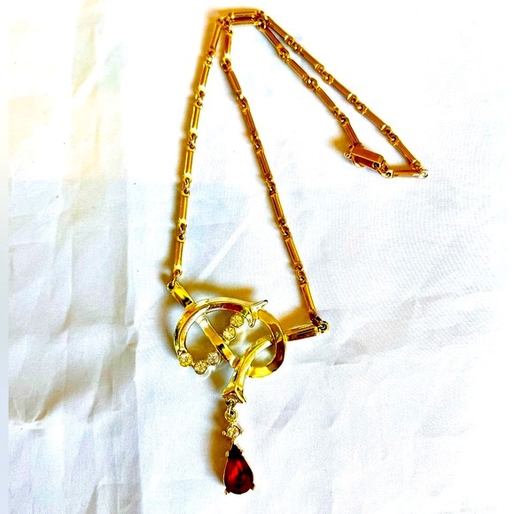 Vintage Twisted Knot Art Nouveau Style Gold Tone Choker Necklace Red Pear Stone - Picture 7 of 7